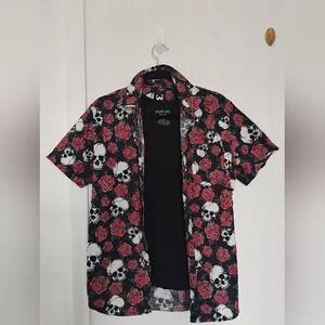 Men's Skull & Rose Short Sleeve Shirt + Black Tank Top Combo (Secondhand)